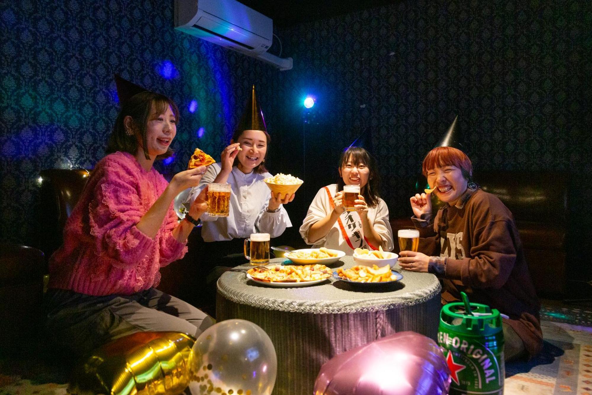遊之宿 ユニバーサル Ósaka Exteriér fotografie